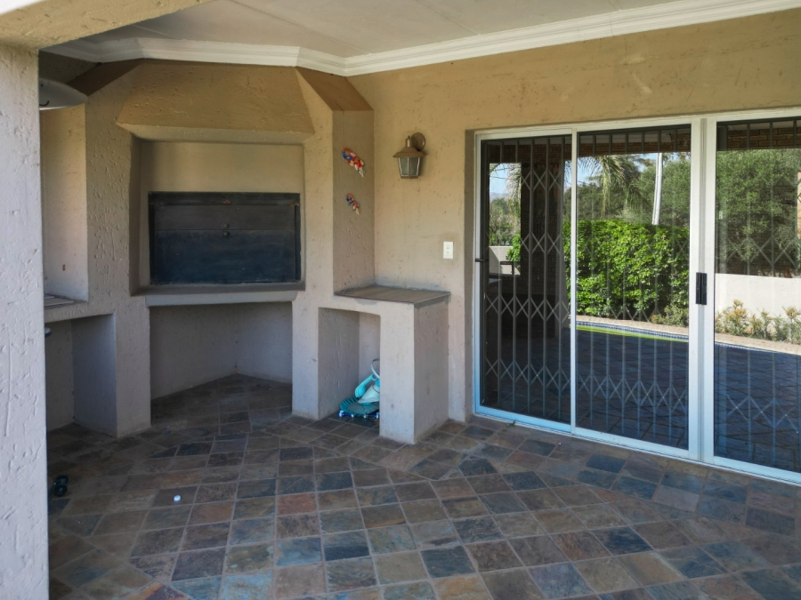 4 Bedroom Property for Sale in Schoemansville North West